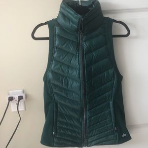 Alo puffer vest